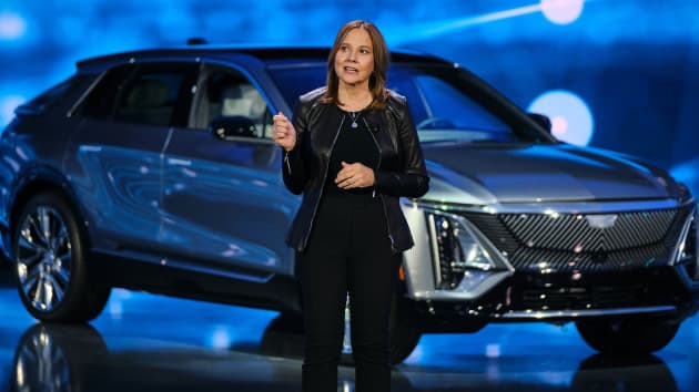 CEO da GM aposta na empresa para superar vendas de EVs da Tesla CEO da GM aposta na empresa para superar vendas de EVs da Tesla