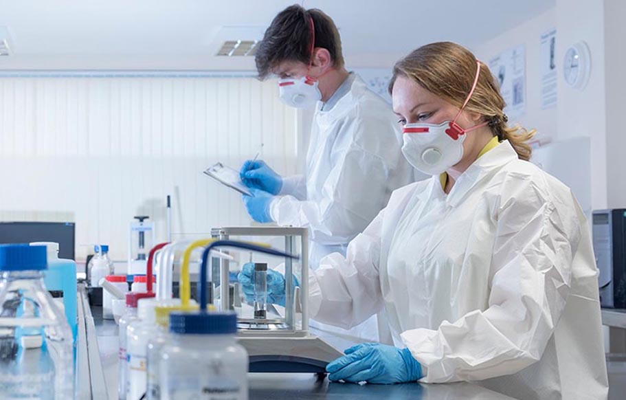 Novartis retoma produção e entrega de medicamentos terapêuticos Novartis retoma produção e entrega de medicamentos terapêuticos