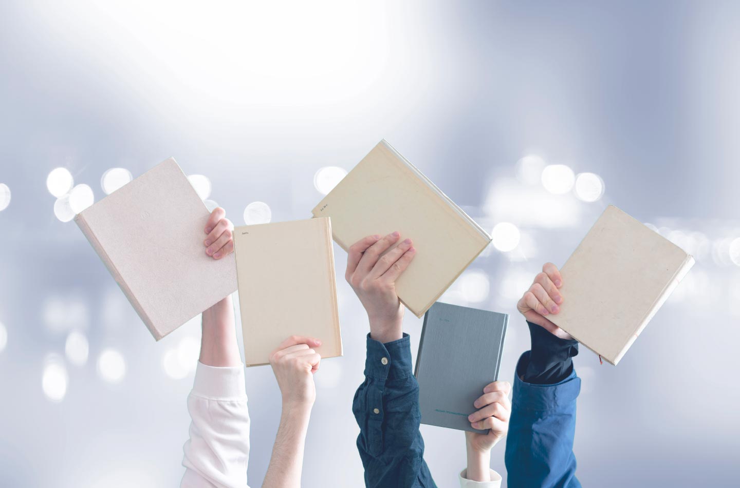 “Você pode aumentar a experiência de trabalho com o conhecimento dos livros, mas não desmereça as habilidades.” “Você pode aumentar a experiência de trabalho com o conhecimento dos livros, mas não desmereça as habilidades.”