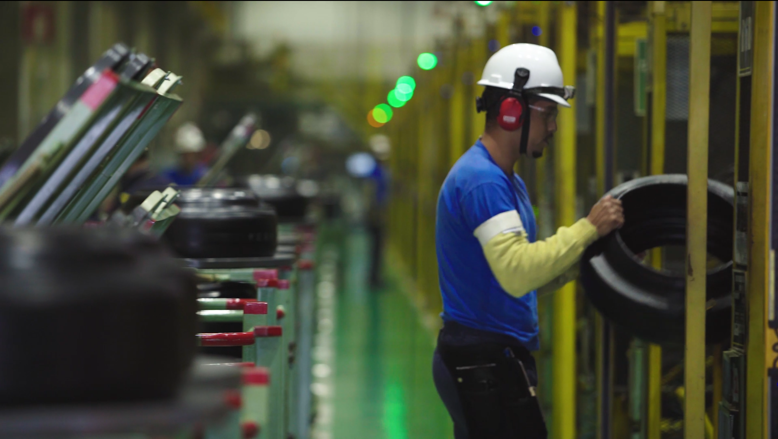 Dunlop ultrapassa a marca de 44 milhões de pneus produzidos no Brasil Dunlop ultrapassa a marca de 44 milhões de pneus produzidos no Brasil