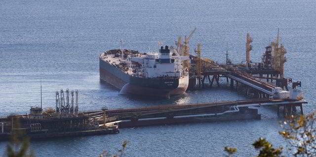 Rússia revela nova queda nas receitas de petróleo e gás Rússia revela nova queda nas receitas de petróleo e gás