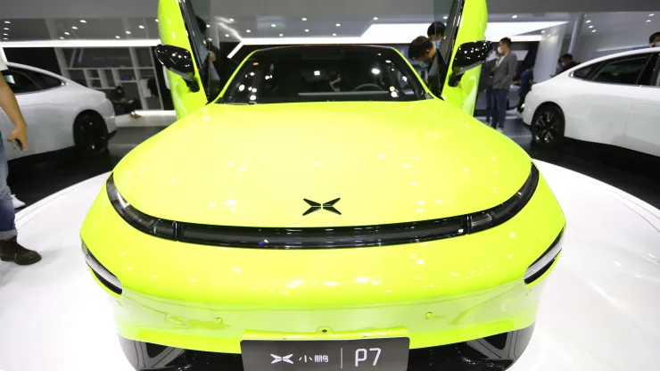 As ações da Xpeng caem 7% depois que a fabricante chinesa de carros elétricos registra uma perda trimestral recorde As ações da Xpeng caem 7% depois que a fabricante chinesa de carros elétricos registra uma perda trimestral recorde