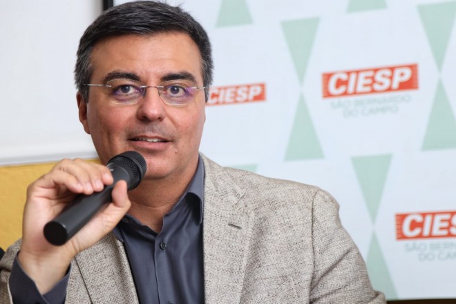 OPINIÃO – O terceiro século