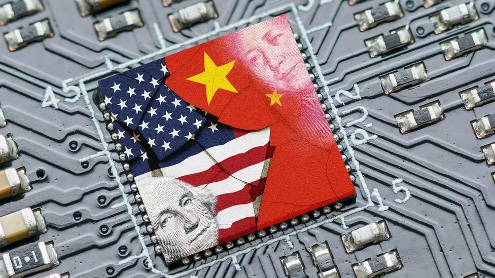 Guerra de chips EUA-China: Pequim insatisfeita com a última onda de restrições dos EUA Guerra de chips EUA-China: Pequim insatisfeita com a última onda de restrições dos EUA