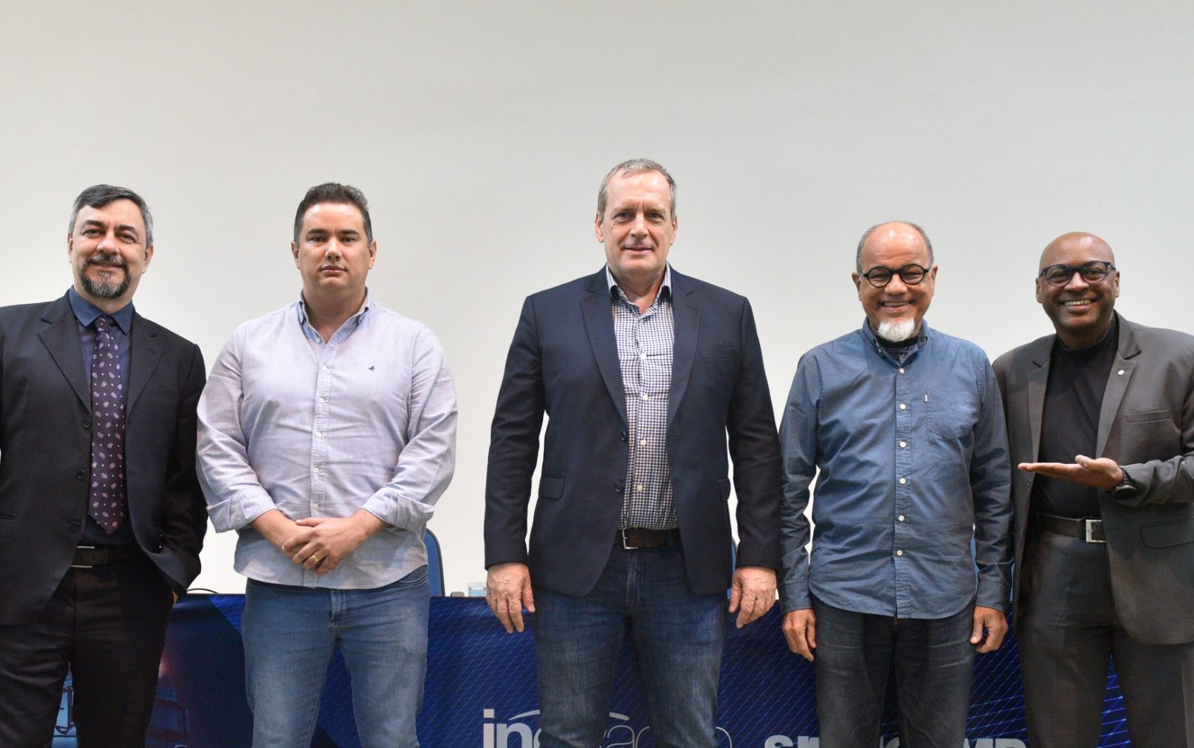 Terceira Edição do Programa Inovação e Gestão Empresarial do Sindicamp Destaca Tecnologia para Empresas de Transporte Terceira Edição do Programa Inovação e Gestão Empresarial do Sindicamp Destaca Tecnologia para Empresas de Transporte