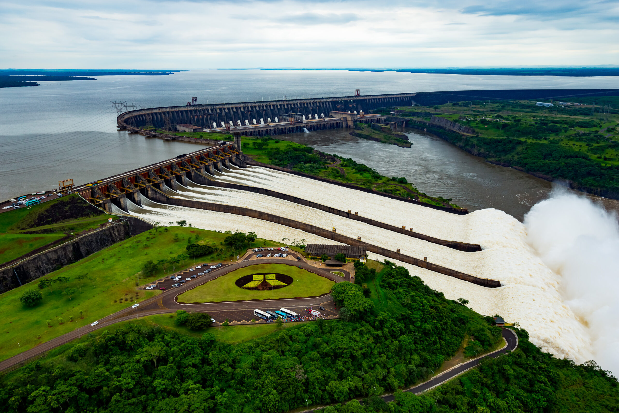 Brasil como líder na produção de energia sustentável: desafios e oportunidades Brasil como líder na produção de energia sustentável: desafios e oportunidades